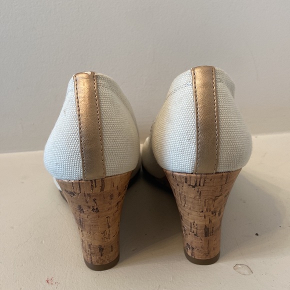 White and gold wedge heels - Picture 3 of 6